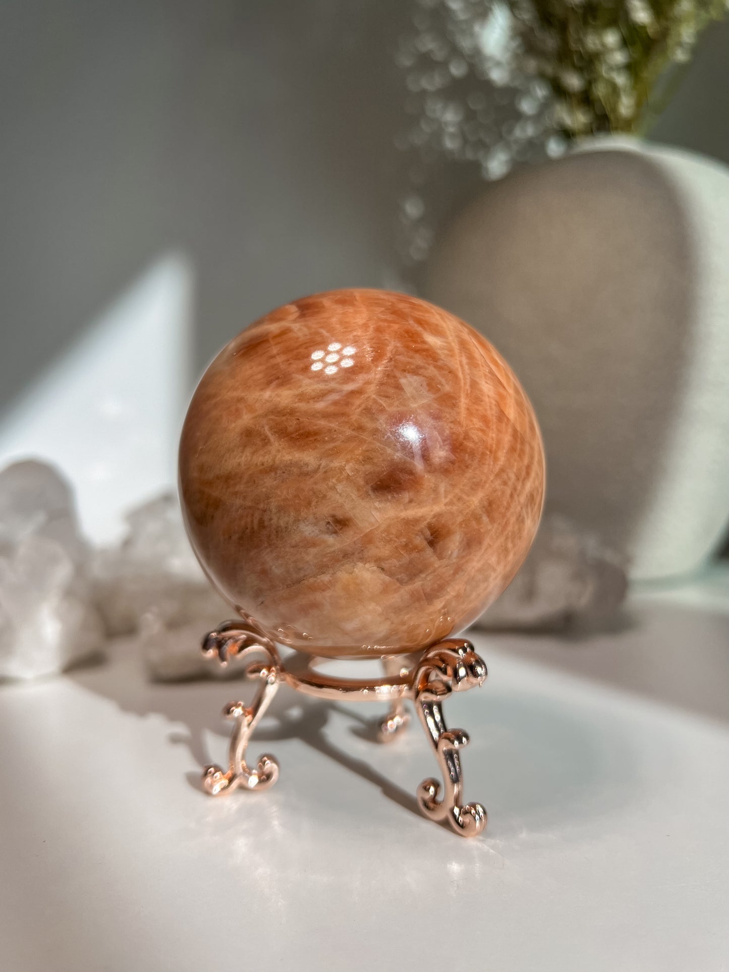 Persikinio Mėnulio Akmens sfera, 410 g
